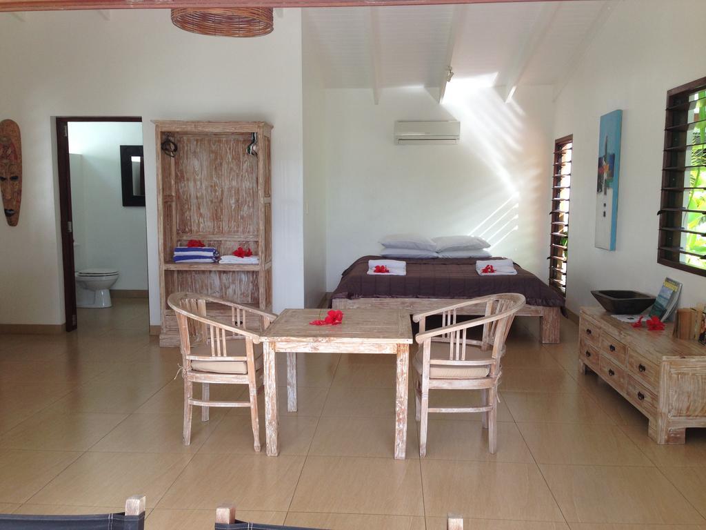 Angelfish Cove Villas بورت فيلا المظهر الخارجي الصورة